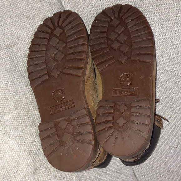 Timberland boys / girls size 5 1/2 Rustic Brown Leather Boots - FAIR condition - Picture 2 of 15